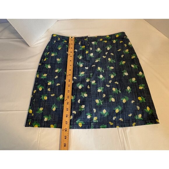 Karen Scott Women's Lemon Print Denim Skort Size 8 Blue with Yellow Lemons - Picture 10 of 10